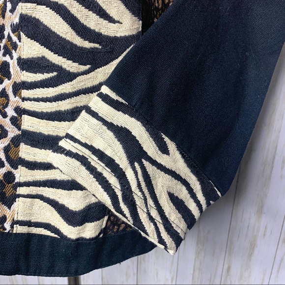 New Identity animal print denim jacket. - Picture 5 of 8